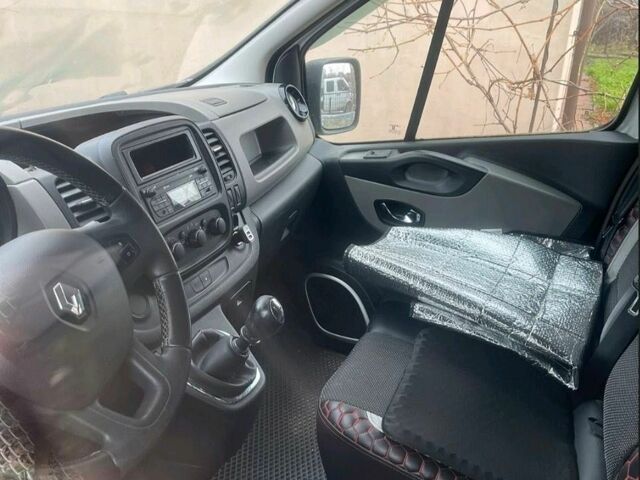 Білий Рено Трафік, об'ємом двигуна 1.6 л та пробігом 170 тис. км за 13500 $, фото 4 на Automoto.ua