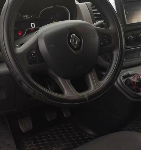 Белый Рено Трафик, объемом двигателя 1.6 л и пробегом 220 тыс. км за 11900 $, фото 11 на Automoto.ua