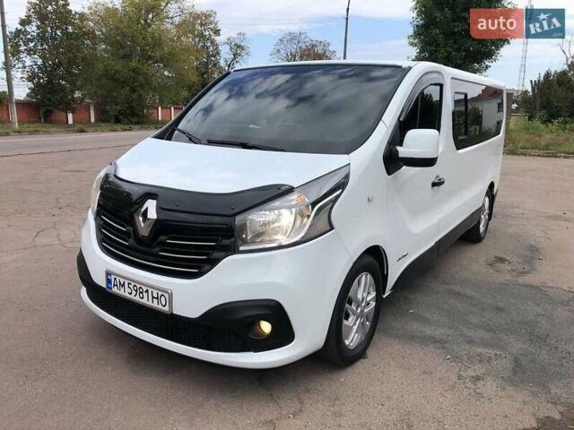 Белый Рено Трафик, объемом двигателя 1.6 л и пробегом 245 тыс. км за 15500 $, фото 9 на Automoto.ua
