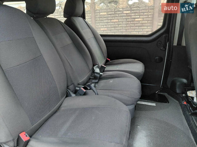 Белый Рено Трафик, объемом двигателя 1.6 л и пробегом 317 тыс. км за 13700 $, фото 28 на Automoto.ua