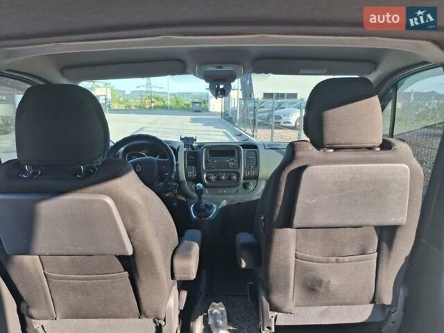 Білий Рено Трафік, об'ємом двигуна 1.6 л та пробігом 202 тис. км за 16800 $, фото 25 на Automoto.ua