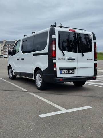 Белый Рено Трафик, объемом двигателя 1.6 л и пробегом 313 тыс. км за 13300 $, фото 10 на Automoto.ua