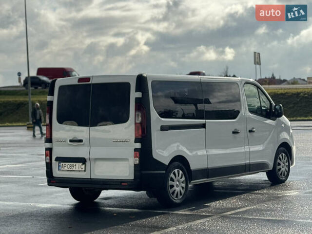 Белый Рено Трафик, объемом двигателя 1.6 л и пробегом 217 тыс. км за 13700 $, фото 43 на Automoto.ua