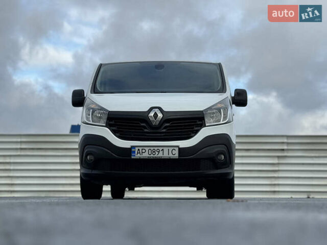 Белый Рено Трафик, объемом двигателя 1.6 л и пробегом 217 тыс. км за 13700 $, фото 15 на Automoto.ua
