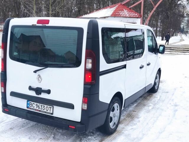 Білий Рено Трафік, об'ємом двигуна 1.6 л та пробігом 345 тис. км за 11900 $, фото 2 на Automoto.ua
