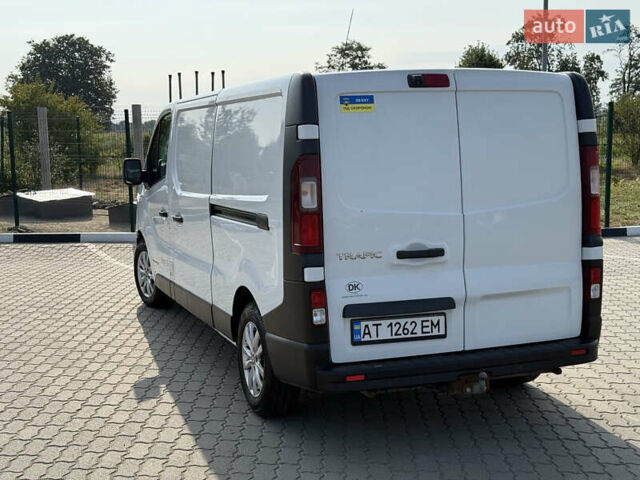 Білий Рено Трафік, об'ємом двигуна 1.6 л та пробігом 230 тис. км за 10950 $, фото 5 на Automoto.ua