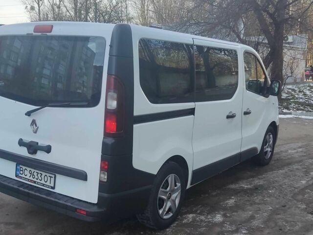 Белый Рено Трафик, объемом двигателя 1.6 л и пробегом 345 тыс. км за 12800 $, фото 17 на Automoto.ua