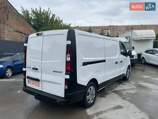 Білий Рено Трафік, об'ємом двигуна 1.6 л та пробігом 245 тис. км за 12300 $, фото 4 на Automoto.ua