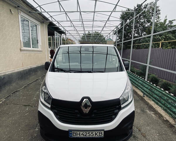 Белый Рено Трафик, объемом двигателя 1.6 л и пробегом 240 тыс. км за 14900 $, фото 9 на Automoto.ua