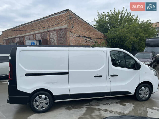 Білий Рено Трафік, об'ємом двигуна 1.6 л та пробігом 245 тис. км за 12300 $, фото 2 на Automoto.ua
