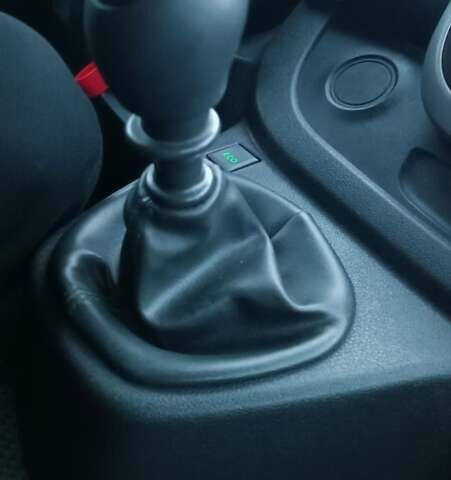 Рено Трафік 2016 у Сарнах на Automoto.ua Білий Рено Трафік, об'ємом двигуна 1.6 л та пробігом 187 тис. км за 13750 $, фото 105 на Automoto.ua