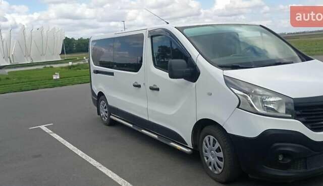 Білий Рено Трафік, об'ємом двигуна 1.6 л та пробігом 280 тис. км за 13100 $, фото 5 на Automoto.ua