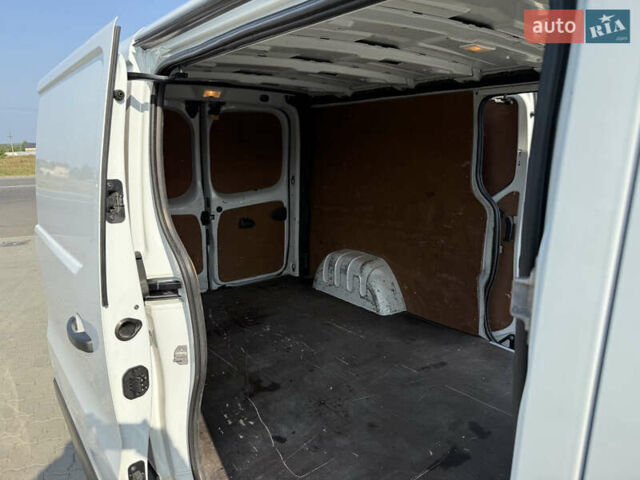 Білий Рено Трафік, об'ємом двигуна 1.6 л та пробігом 230 тис. км за 10950 $, фото 14 на Automoto.ua