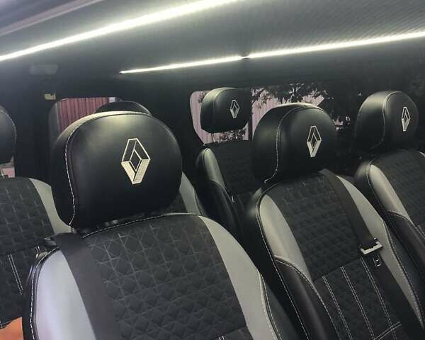 Білий Рено Трафік, об'ємом двигуна 1.6 л та пробігом 230 тис. км за 14500 $, фото 5 на Automoto.ua