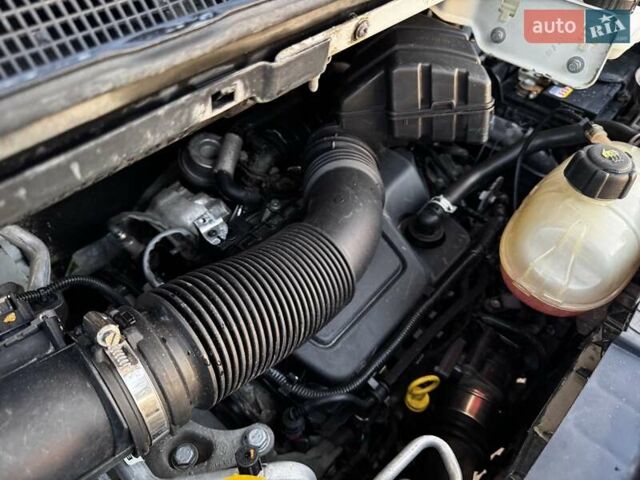 Белый Рено Трафик, объемом двигателя 1.6 л и пробегом 219 тыс. км за 13500 $, фото 35 на Automoto.ua