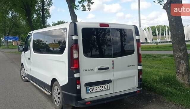 Білий Рено Трафік, об'ємом двигуна 1.6 л та пробігом 280 тис. км за 13100 $, фото 7 на Automoto.ua
