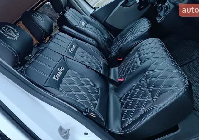 Рено Трафік 2016 у Сарнах на Automoto.ua Білий Рено Трафік, об'ємом двигуна 1.6 л та пробігом 187 тис. км за 13750 $, фото 42 на Automoto.ua