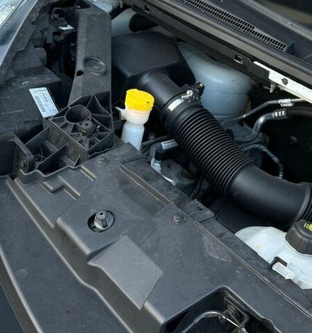 Білий Рено Трафік, об'ємом двигуна 1.6 л та пробігом 228 тис. км за 13200 $, фото 41 на Automoto.ua