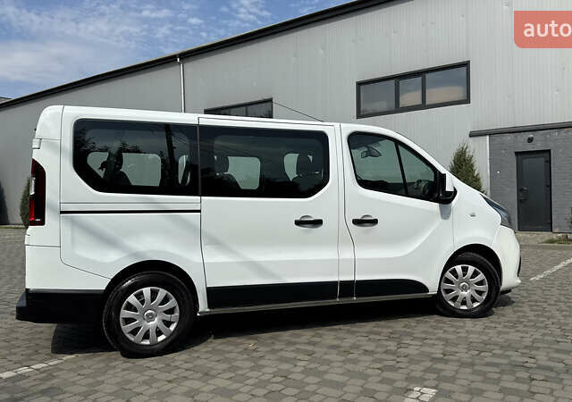 Белый Рено Трафик, объемом двигателя 2 л и пробегом 206 тыс. км за 17700 $, фото 14 на Automoto.ua