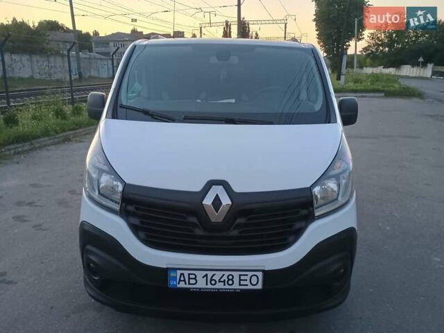 Белый Рено Трафик, объемом двигателя 1.6 л и пробегом 225 тыс. км за 16200 $, фото 2 на Automoto.ua