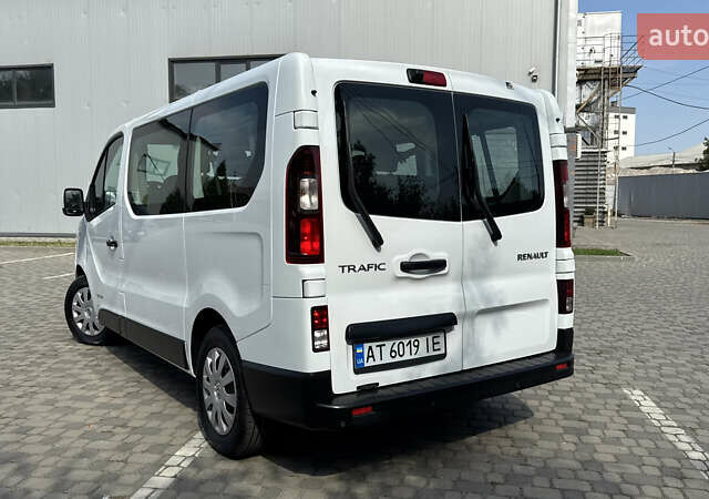 Белый Рено Трафик, объемом двигателя 2 л и пробегом 206 тыс. км за 17700 $, фото 21 на Automoto.ua