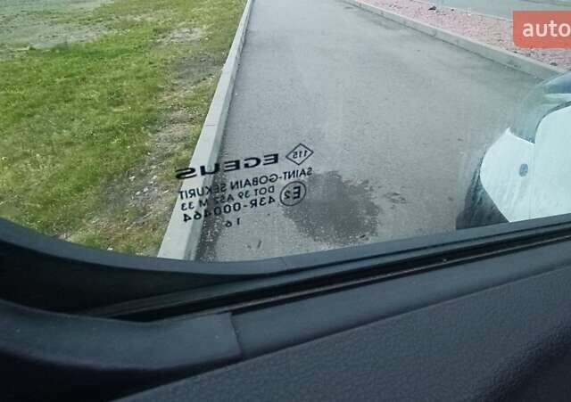 Рено Трафік 2016 у Сарнах на Automoto.ua Білий Рено Трафік, об'ємом двигуна 1.6 л та пробігом 187 тис. км за 13750 $, фото 86 на Automoto.ua