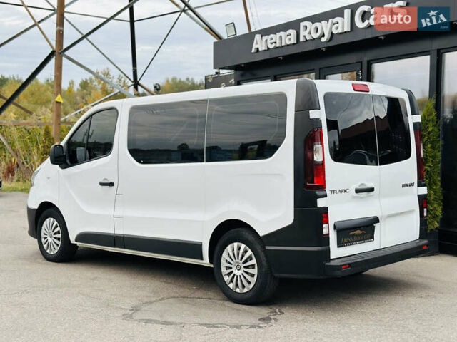 Белый Рено Трафик, объемом двигателя 1.6 л и пробегом 327 тыс. км за 14800 $, фото 13 на Automoto.ua