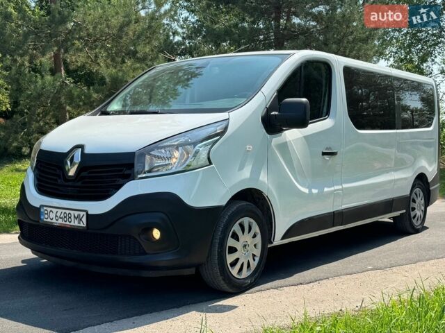 Белый Рено Трафик, объемом двигателя 1.6 л и пробегом 255 тыс. км за 14500 $, фото 3 на Automoto.ua