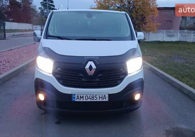 Рено Трафік 2016 у Сарнах на Automoto.ua Білий Рено Трафік, об'ємом двигуна 1.6 л та пробігом 187 тис. км за 13750 $, фото 107 на Automoto.ua
