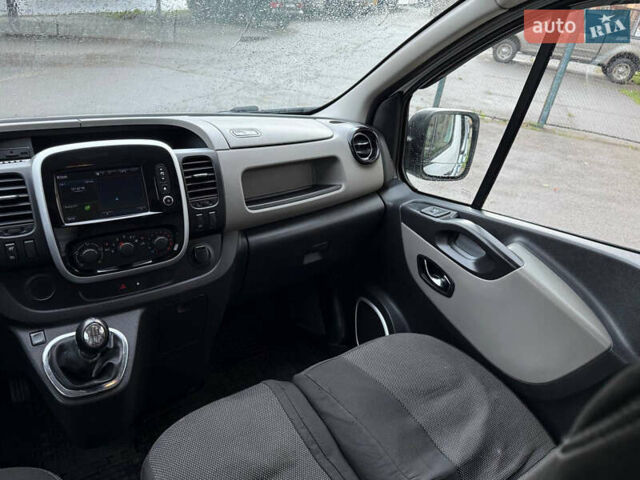 Білий Рено Трафік, об'ємом двигуна 1.6 л та пробігом 205 тис. км за 10500 $, фото 39 на Automoto.ua