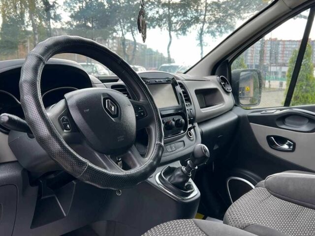 Білий Рено Трафік, об'ємом двигуна 1.6 л та пробігом 218 тис. км за 13500 $, фото 9 на Automoto.ua