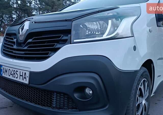 Рено Трафік 2016 у Сарнах на Automoto.ua Білий Рено Трафік, об'ємом двигуна 1.6 л та пробігом 187 тис. км за 13750 $, фото 30 на Automoto.ua