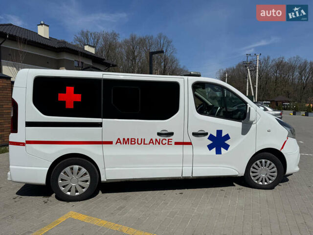 Белый Рено Трафик, объемом двигателя 1.6 л и пробегом 39 тыс. км за 19900 $, фото 3 на Automoto.ua