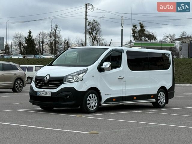 Белый Рено Трафик, объемом двигателя 1.6 л и пробегом 285 тыс. км за 16900 $, фото 1 на Automoto.ua