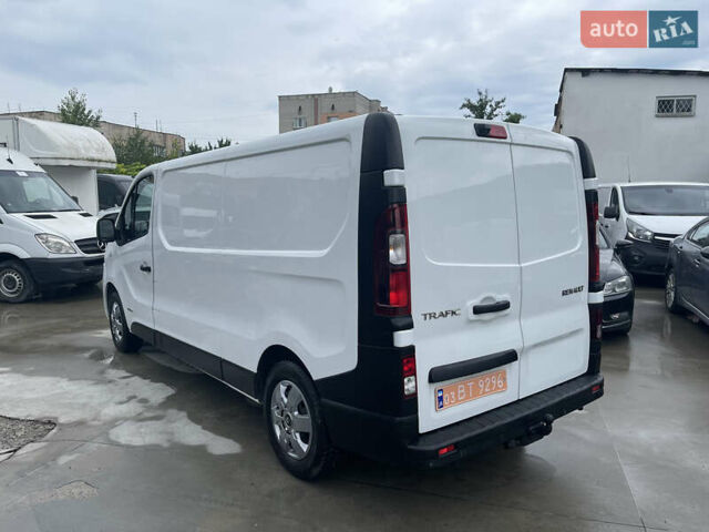 Білий Рено Трафік, об'ємом двигуна 1.6 л та пробігом 245 тис. км за 12300 $, фото 6 на Automoto.ua