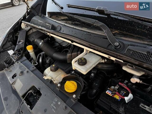 Белый Рено Трафик, объемом двигателя 1.6 л и пробегом 219 тыс. км за 13500 $, фото 38 на Automoto.ua