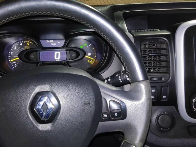 Белый Рено Трафик, объемом двигателя 1.6 л и пробегом 345 тыс. км за 12800 $, фото 23 на Automoto.ua