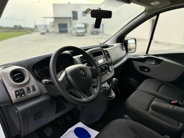 Білий Рено Трафік, об'ємом двигуна 1.6 л та пробігом 258 тис. км за 15899 $, фото 10 на Automoto.ua