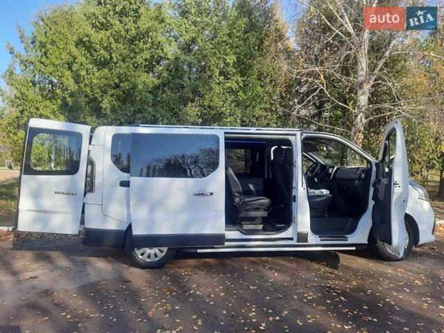 Білий Рено Трафік, об'ємом двигуна 1.6 л та пробігом 220 тис. км за 16500 $, фото 5 на Automoto.ua