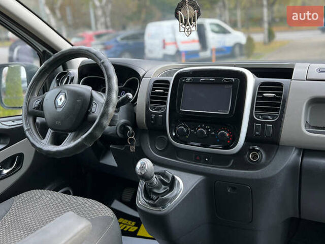 Рено Трафик 2016 в Львове на Automoto.ua Белый Рено Трафик, объемом двигателя 1.6 л и пробегом 218 тыс. км за 13500 $, фото 17 на Automoto.ua