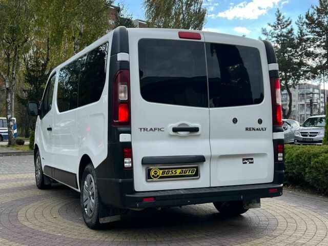 Білий Рено Трафік, об'ємом двигуна 1.6 л та пробігом 218 тис. км за 13500 $, фото 4 на Automoto.ua