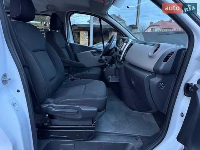 Білий Рено Трафік, об'ємом двигуна 1.6 л та пробігом 230 тис. км за 15300 $, фото 16 на Automoto.ua