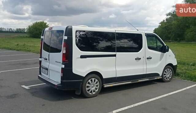 Білий Рено Трафік, об'ємом двигуна 1.6 л та пробігом 280 тис. км за 13100 $, фото 6 на Automoto.ua