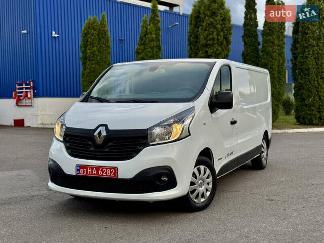Белый Рено Трафик, объемом двигателя 1.6 л и пробегом 245 тыс. км за 13150 $, фото 2 на Automoto.ua