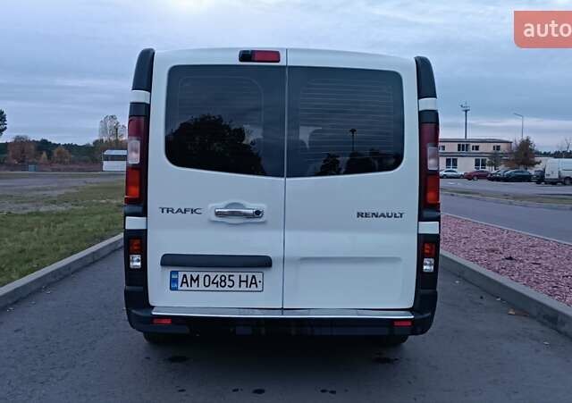 Рено Трафік 2016 у Сарнах на Automoto.ua Білий Рено Трафік, об'ємом двигуна 1.6 л та пробігом 187 тис. км за 13750 $, фото 15 на Automoto.ua