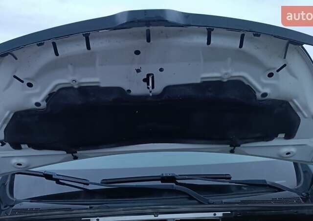 Рено Трафік 2016 у Сарнах на Automoto.ua Білий Рено Трафік, об'ємом двигуна 1.6 л та пробігом 187 тис. км за 13750 $, фото 78 на Automoto.ua