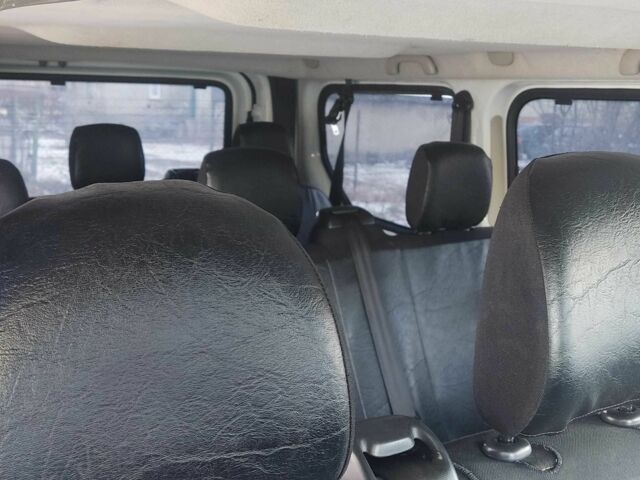 Белый Рено Трафик, объемом двигателя 1.6 л и пробегом 345 тыс. км за 12800 $, фото 14 на Automoto.ua