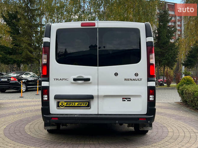 Рено Трафик 2016 в Львове на Automoto.ua Белый Рено Трафик, объемом двигателя 1.6 л и пробегом 218 тыс. км за 13500 $, фото 5 на Automoto.ua