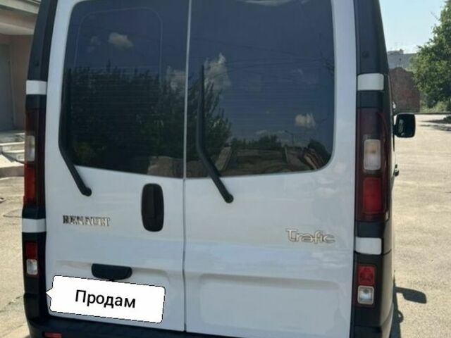 Білий Рено Трафік, об'ємом двигуна 1.6 л та пробігом 3 тис. км за 15000 $, фото 9 на Automoto.ua