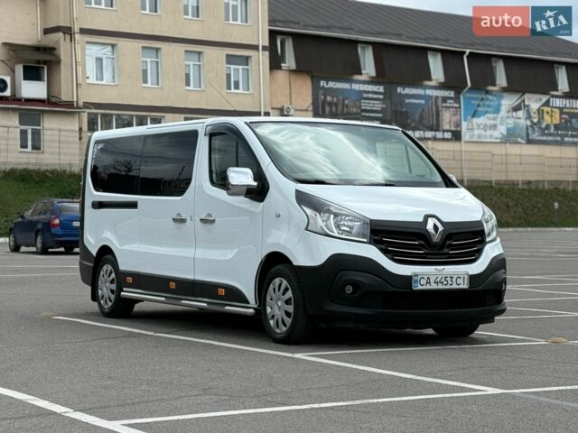Белый Рено Трафик, объемом двигателя 1.6 л и пробегом 285 тыс. км за 16900 $, фото 4 на Automoto.ua